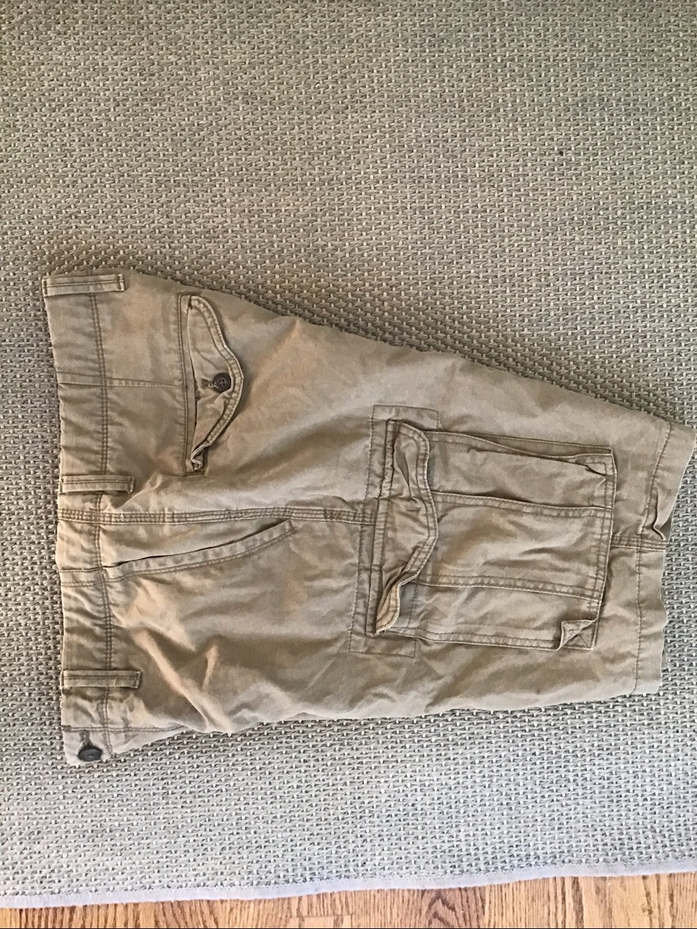 GAP Men's Khaki Cargo Shorts